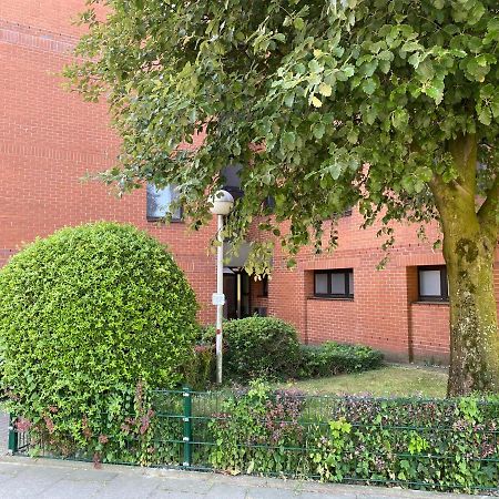 Schoene Wohnung Mit Rheinblick/Duesseldorf/Neuss/Messe エクステリア 写真