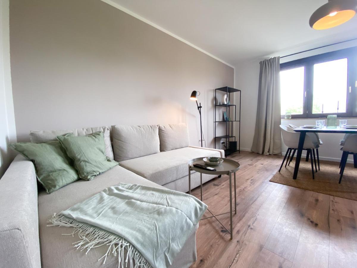 Schoene Wohnung Mit Rheinblick/Duesseldorf/Neuss/Messe エクステリア 写真